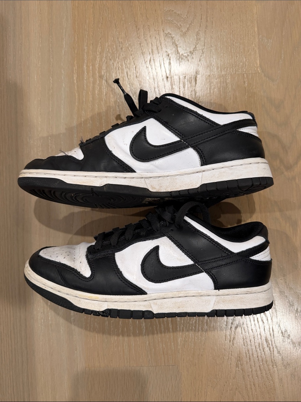 Nike Men’s Low-Top Sneakers — Black & White